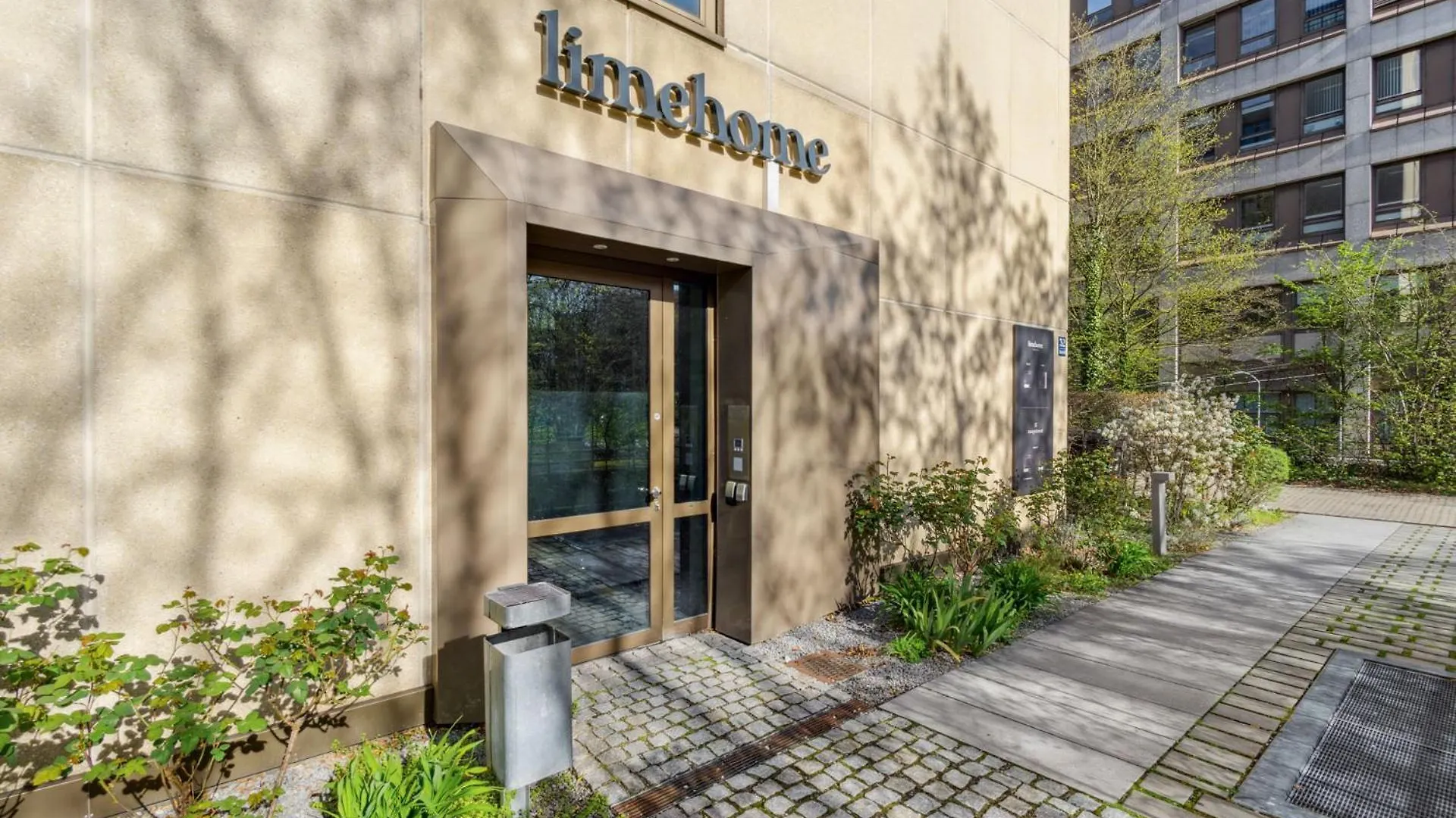 Limehome Munich Fritz-Erler Str Apartmanhotel
