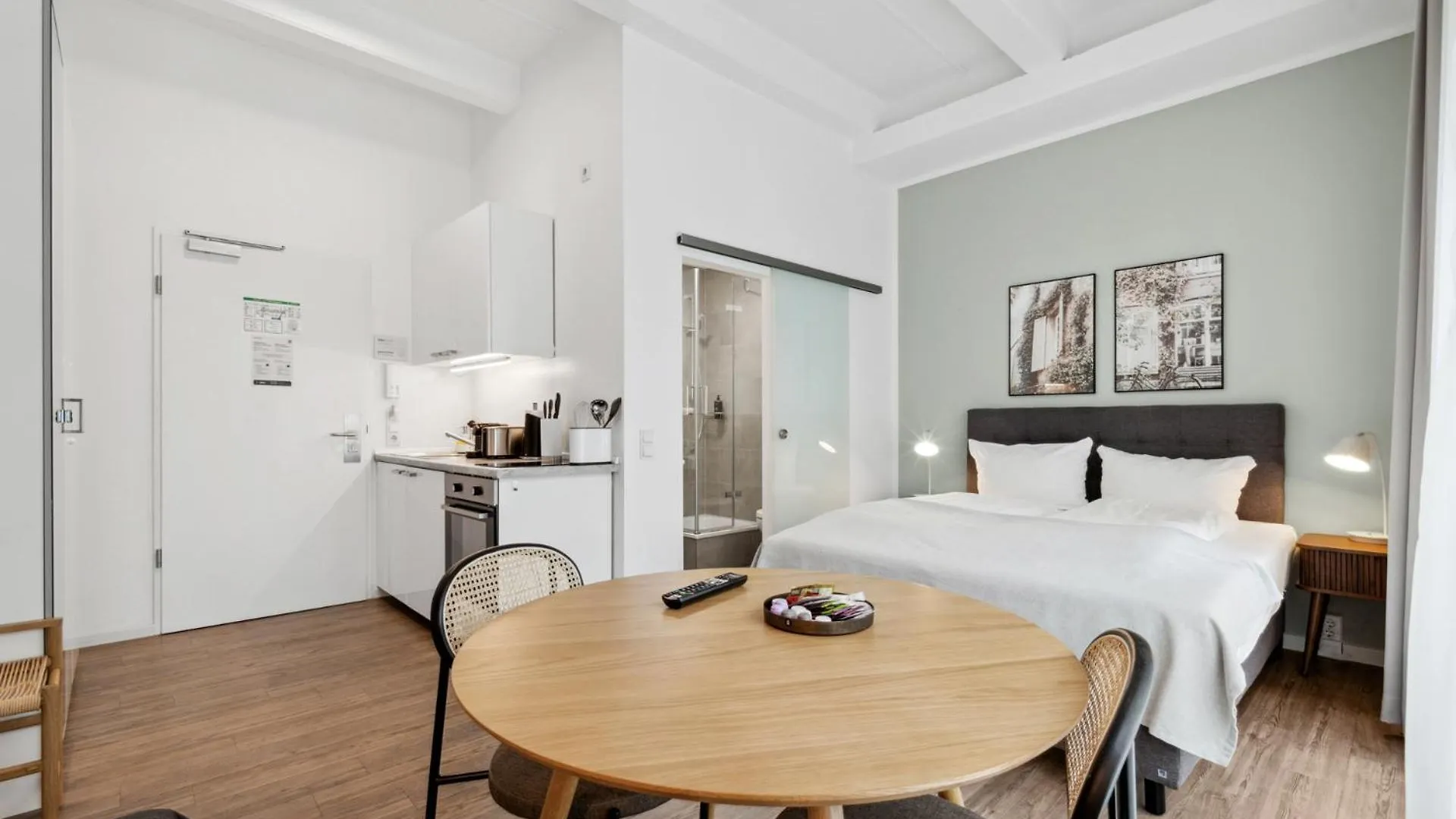 Limehome Munich Fritz-Erler Str 4*,  Deutschland